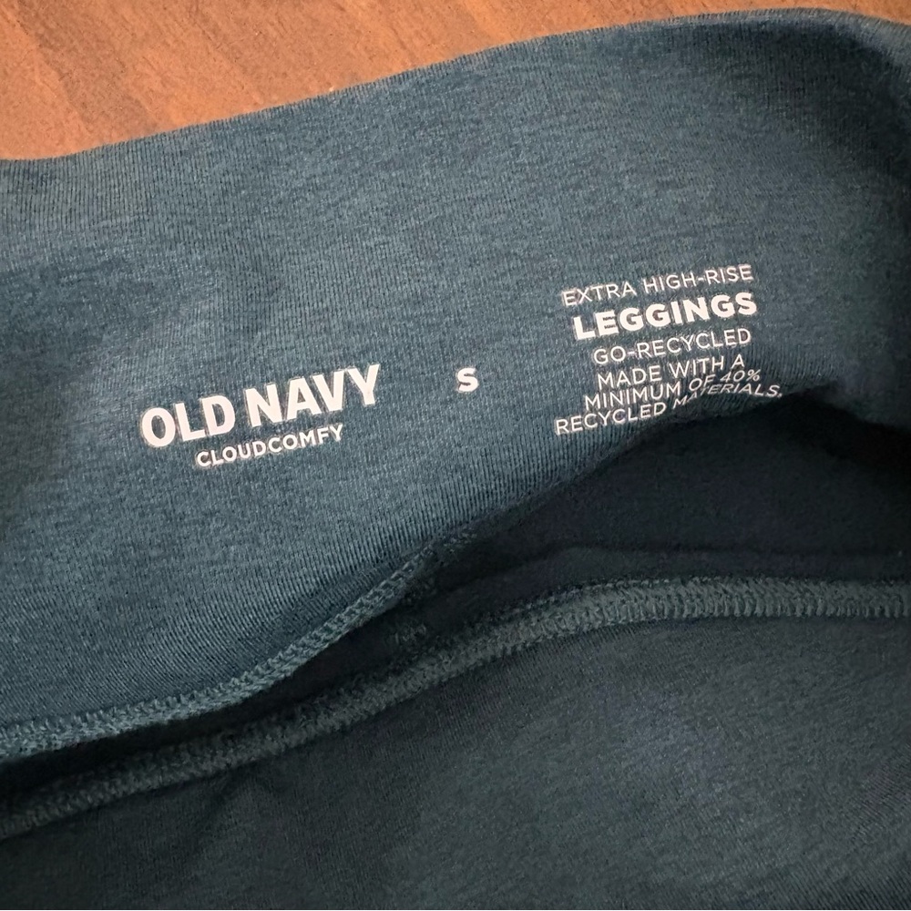 Old Navy Women’s Small Cloudcomfy Green Leggings High Rise fall cozy - Picture 4 of 7